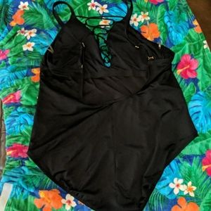 2 XL women's black one-piece swim suit